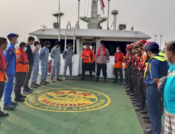 Hari Ketiga, KP Sanjaya-7017 Polri dan KN SAR Tetuka Terus Sisir Perairan Selat Sunda